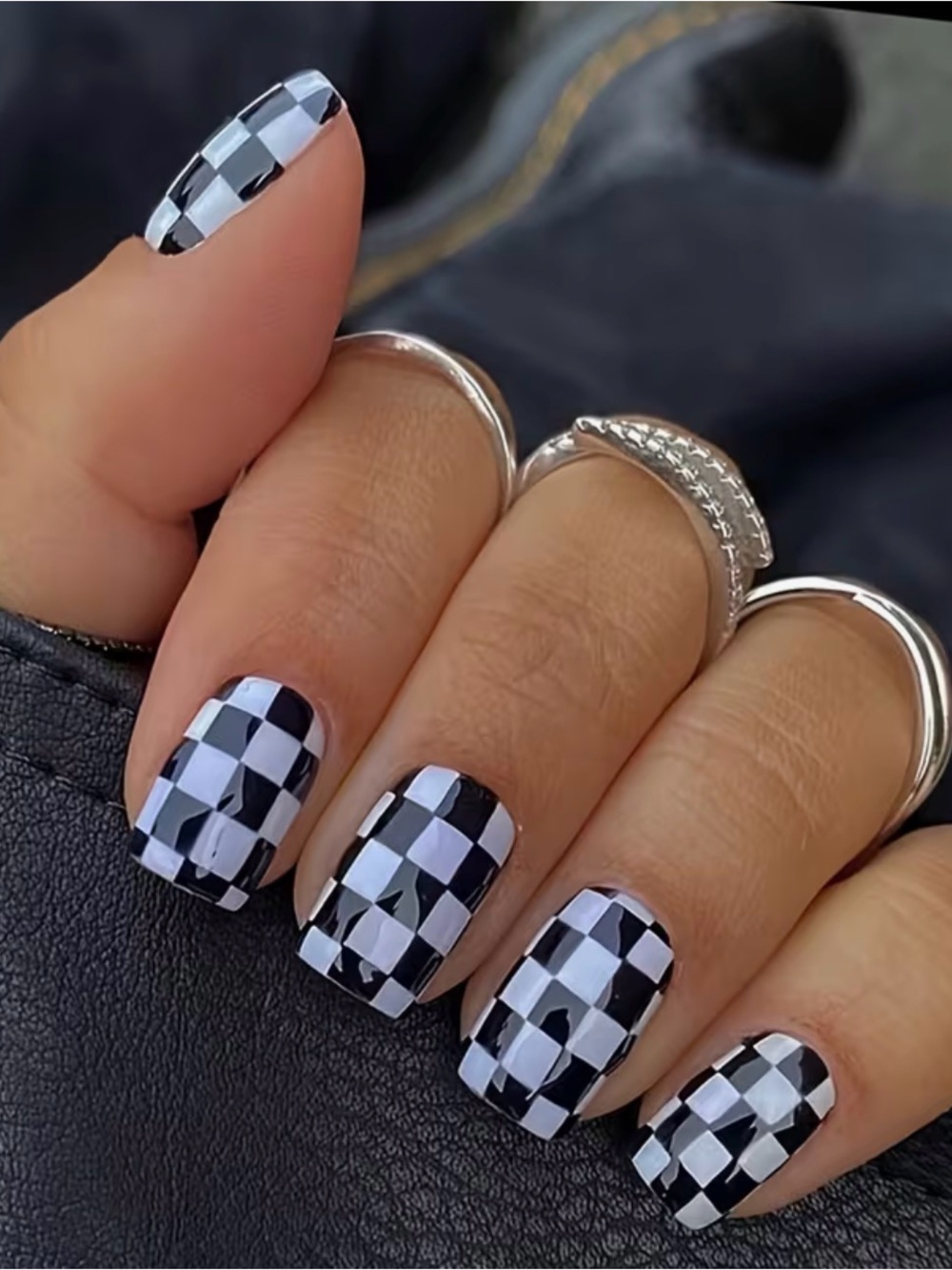Black Checkered Short Square Press On Nails | 24 Pc